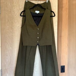 Whimsy & Row Two-Piece Suit in Hunter Gingham